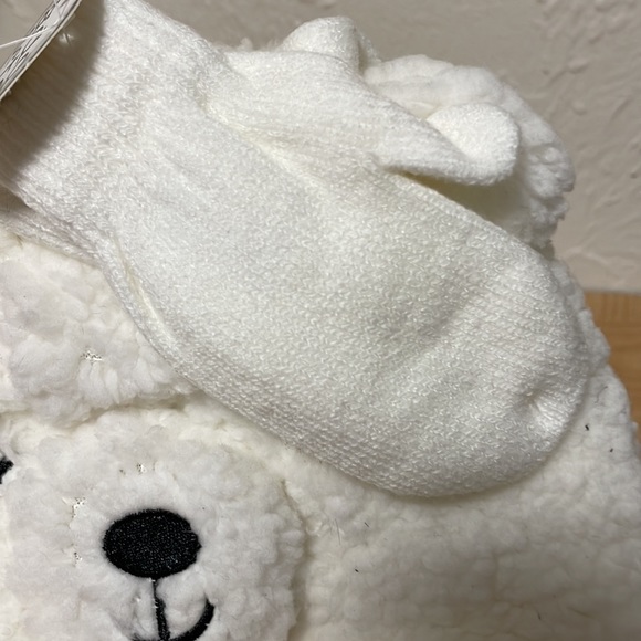 Toddler Cold Weather Teddie Bear Beanie Hat and Gloves Set by Addie & Tate - Picture 4 of 6